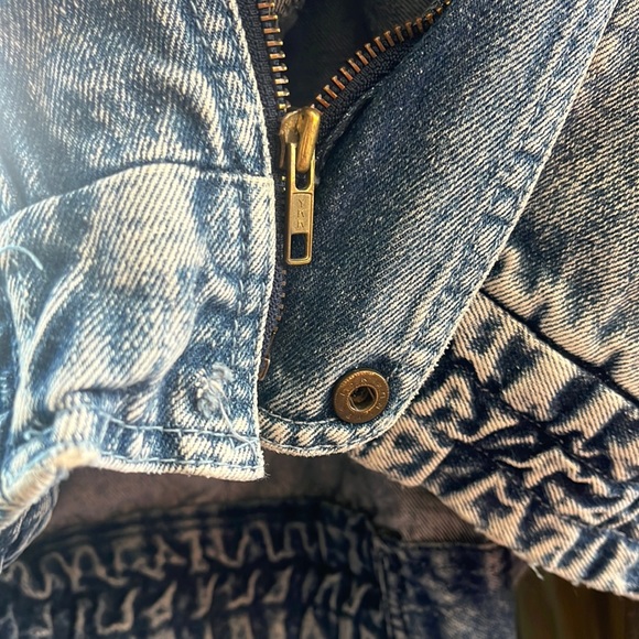 Vintage Hang Lee Acid-Washed Jean Jacket - Picture 6 of 6